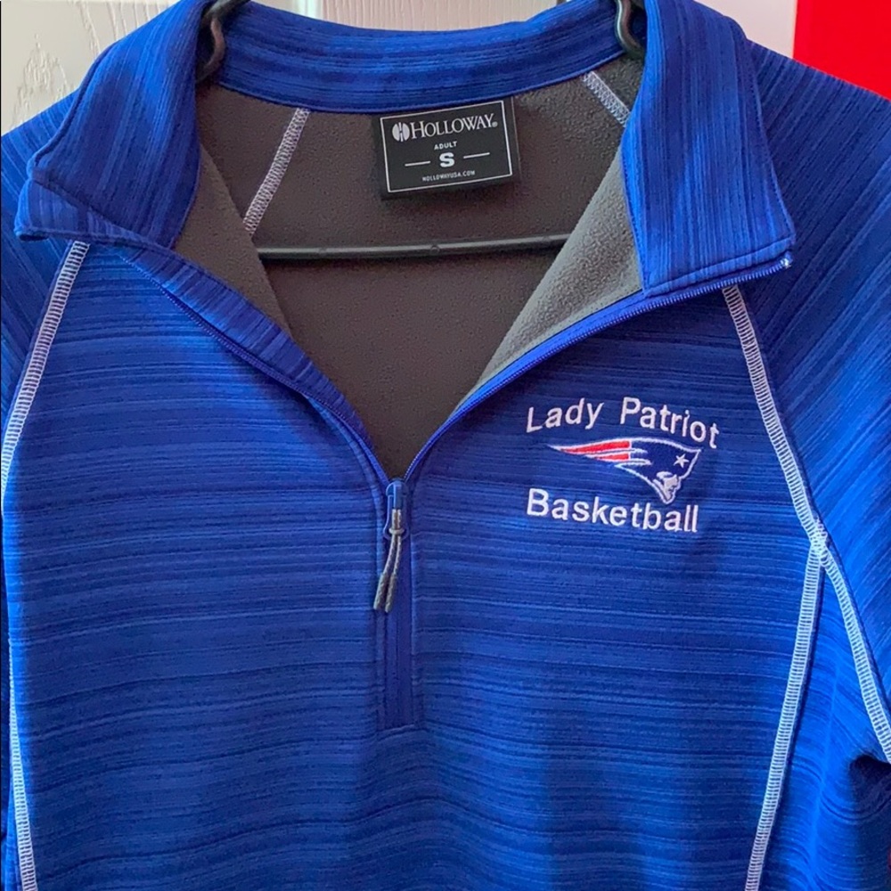 Long sleeve Lady Patriot Basketball top